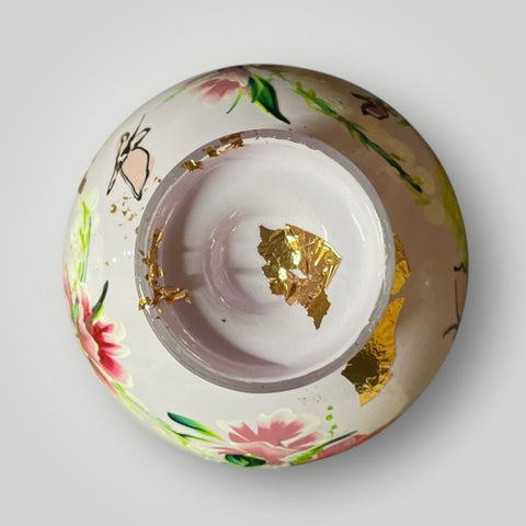 klein huisje | Licht lila met veldbloemen |