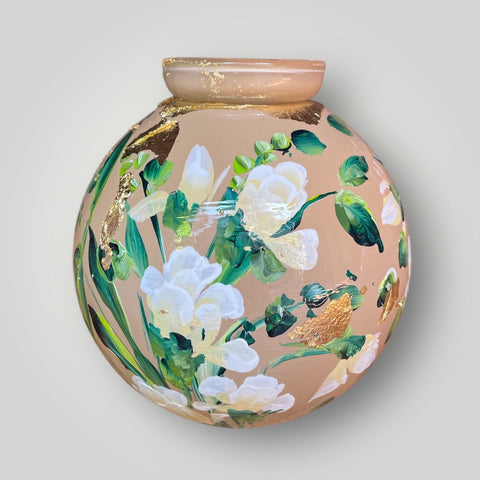 klein huisje | Licht kasmir met witte bloemen |
