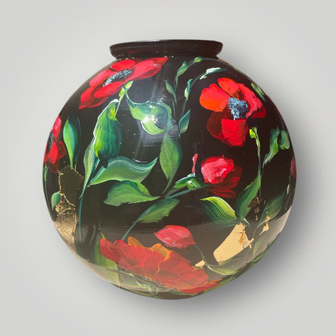 groot huisje | Zwart bloemen klaprozen |