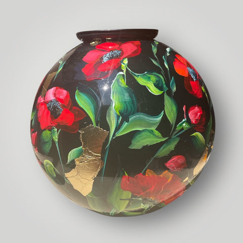 groot huisje | Zwart bloemen klaprozen |