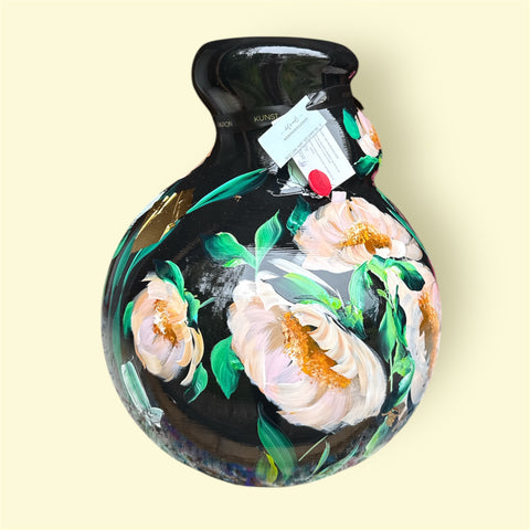De vaas | Witte bloemen zwart |