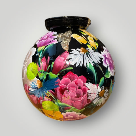 klein huisje | Zwart met bloemen |