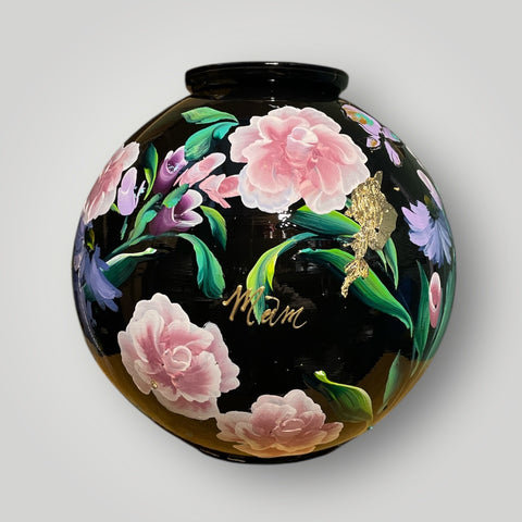 groot huisje | Zwart bloemen en symbool |