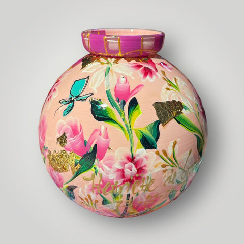 klein huisje | Twee gezichten met bloemen en vlindertjes |