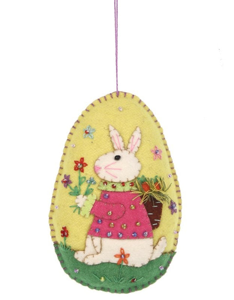 Ei met haas en bloementjes