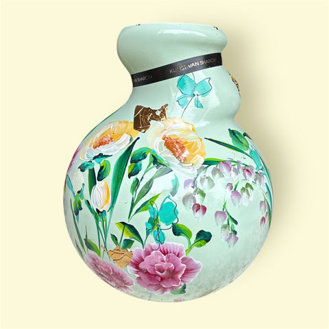 De vaas | Bloemen licht groen |