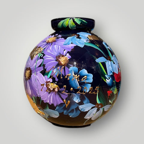 klein huisje | Zwart met bloemen |